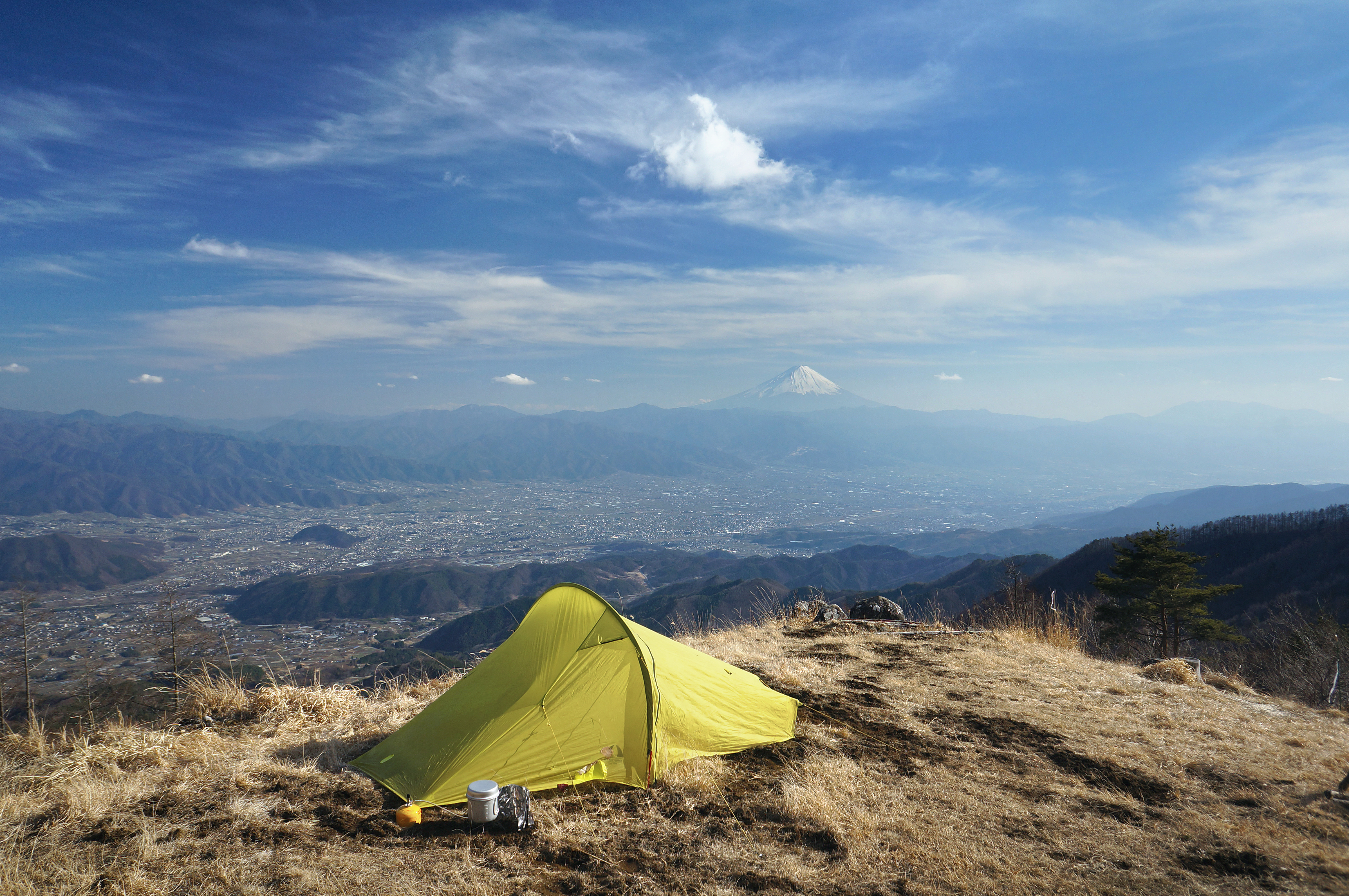 DSC06733 tent daytime