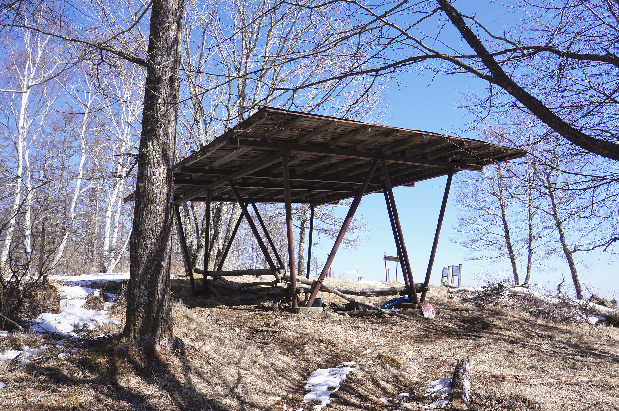 summit shelter